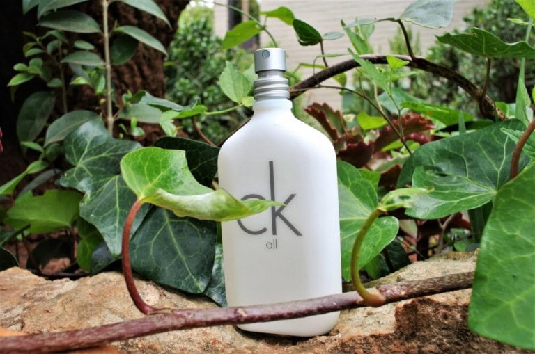 6 Best Unisex and Genderfree Fragrances