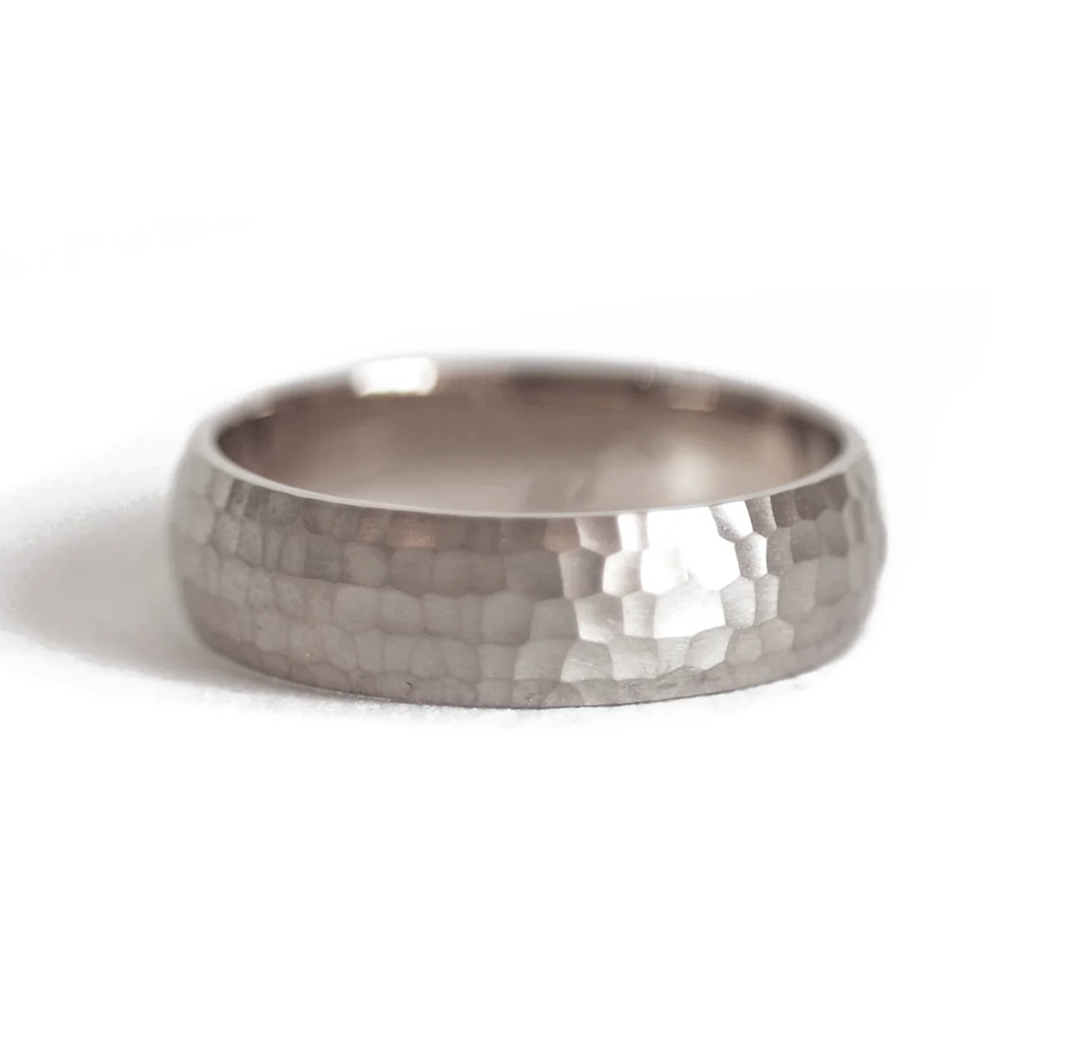 Berlinger Hammered Satin Band Ring