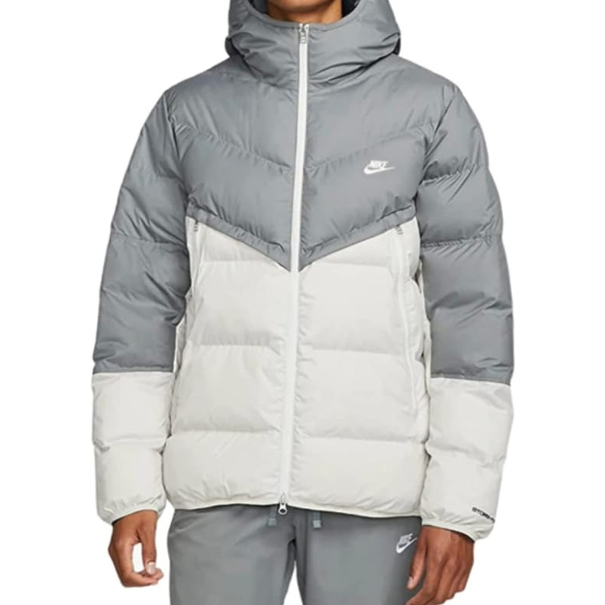 Nike Sportswear Storm-FIT Windrunner