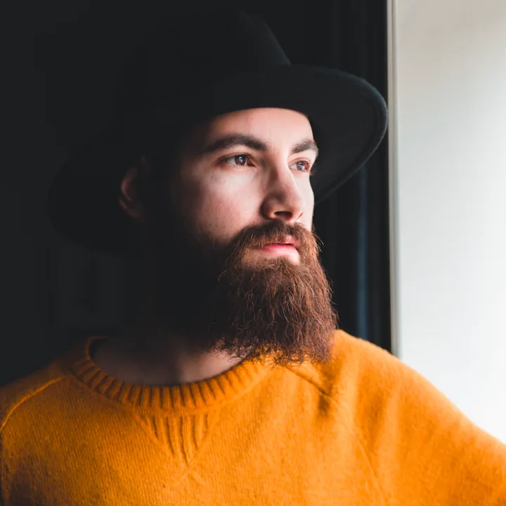 man with straight beard