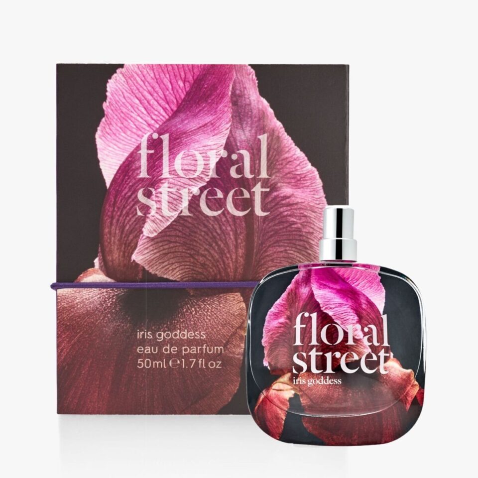 15 Best Iris Fragrances For Men Powdery, Woody & Elegant Dapper