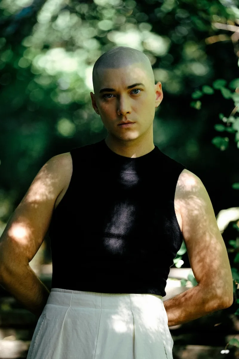 Bald head
